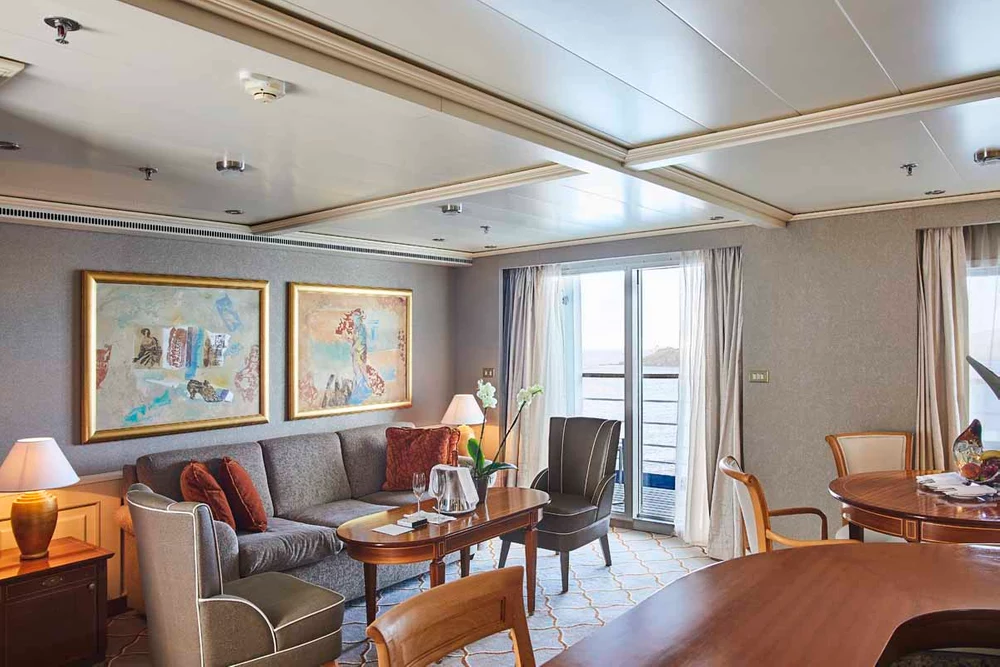 Royal 2 Suite cabin