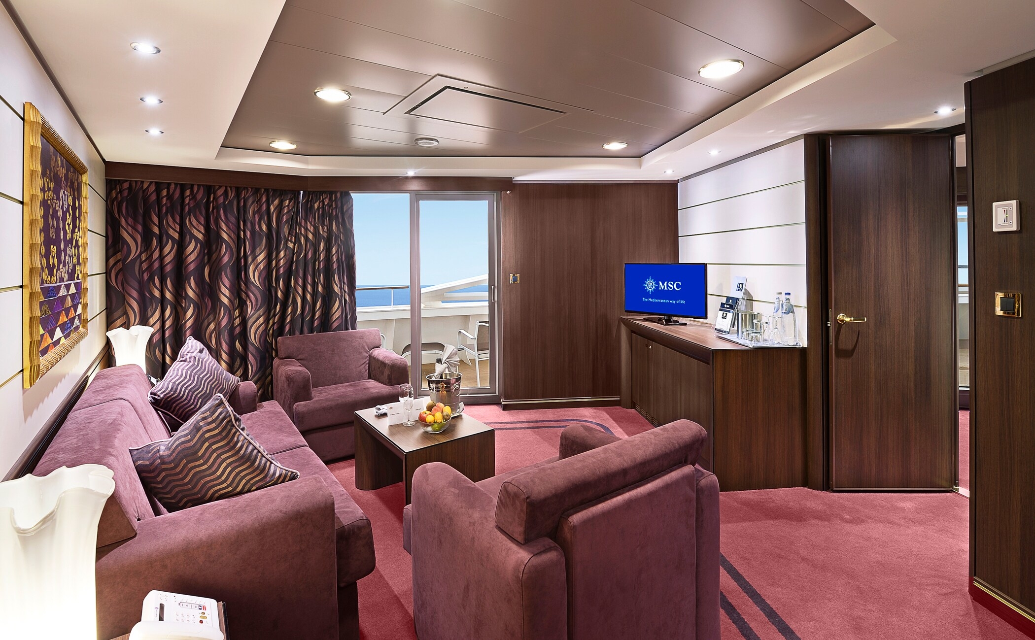 ROYAL SUITE cabin