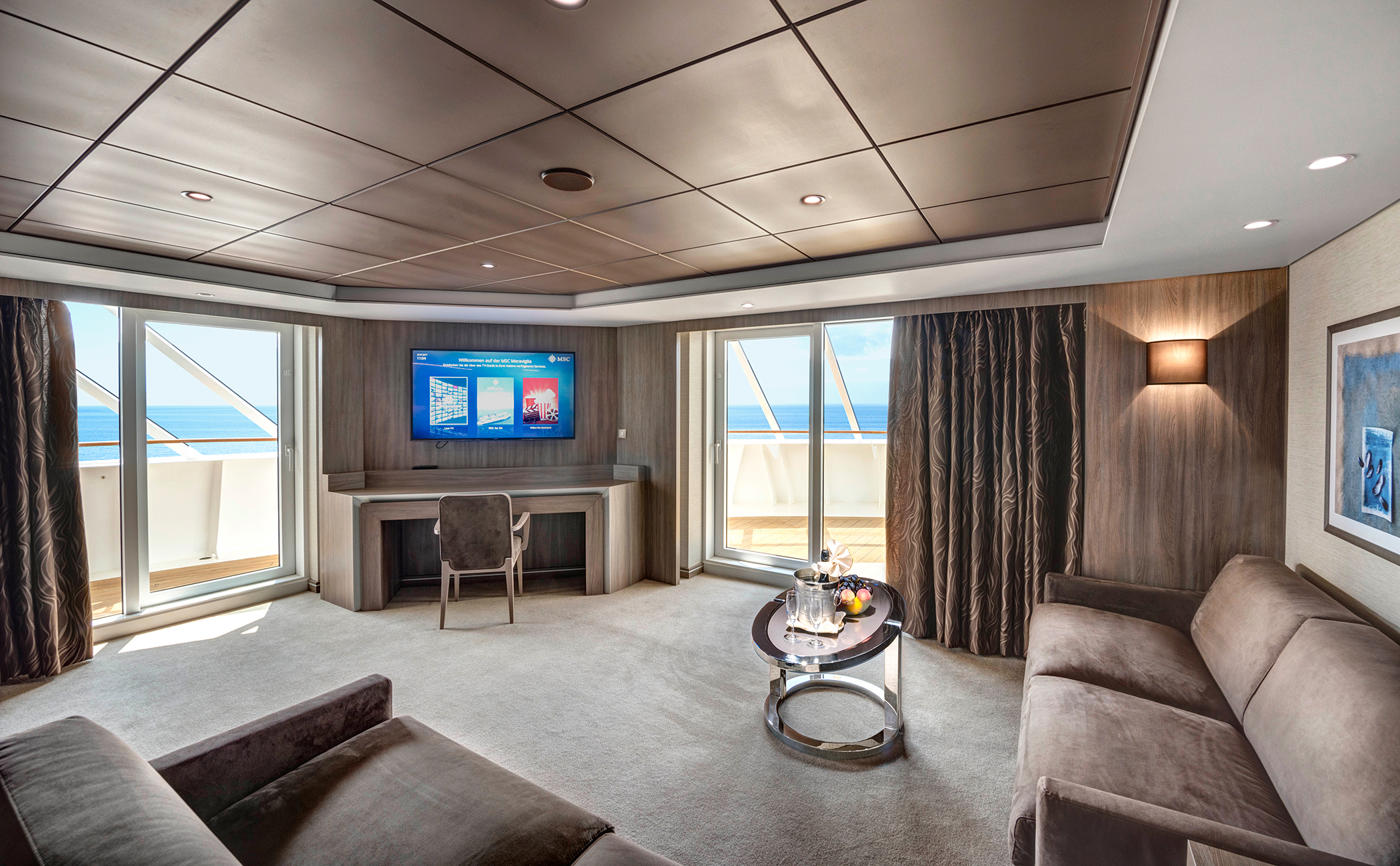 MSC YACHT CLUB ROYAL SUITE cabin