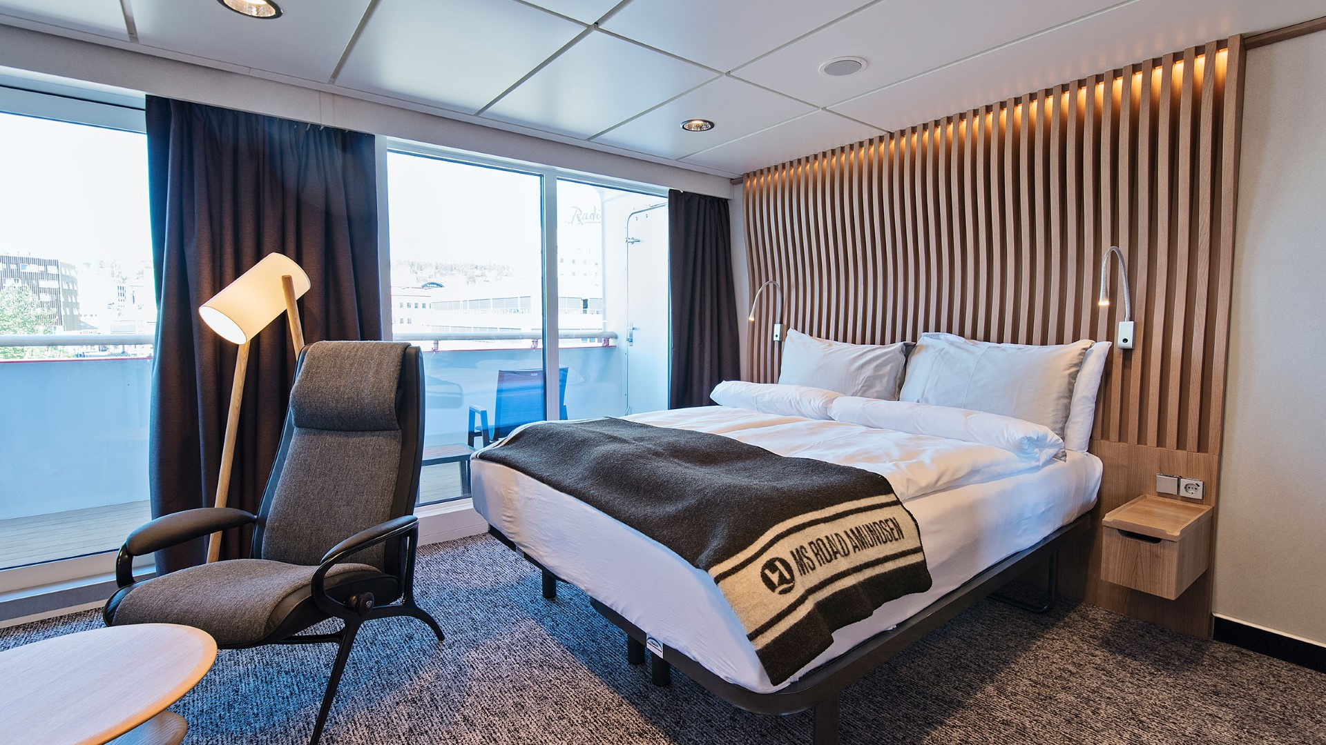 Arctic Superior Outside cabin with balcony cabin