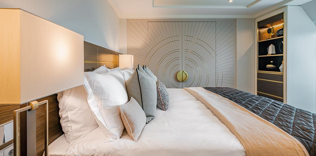 Forward Suite with balcony cabin