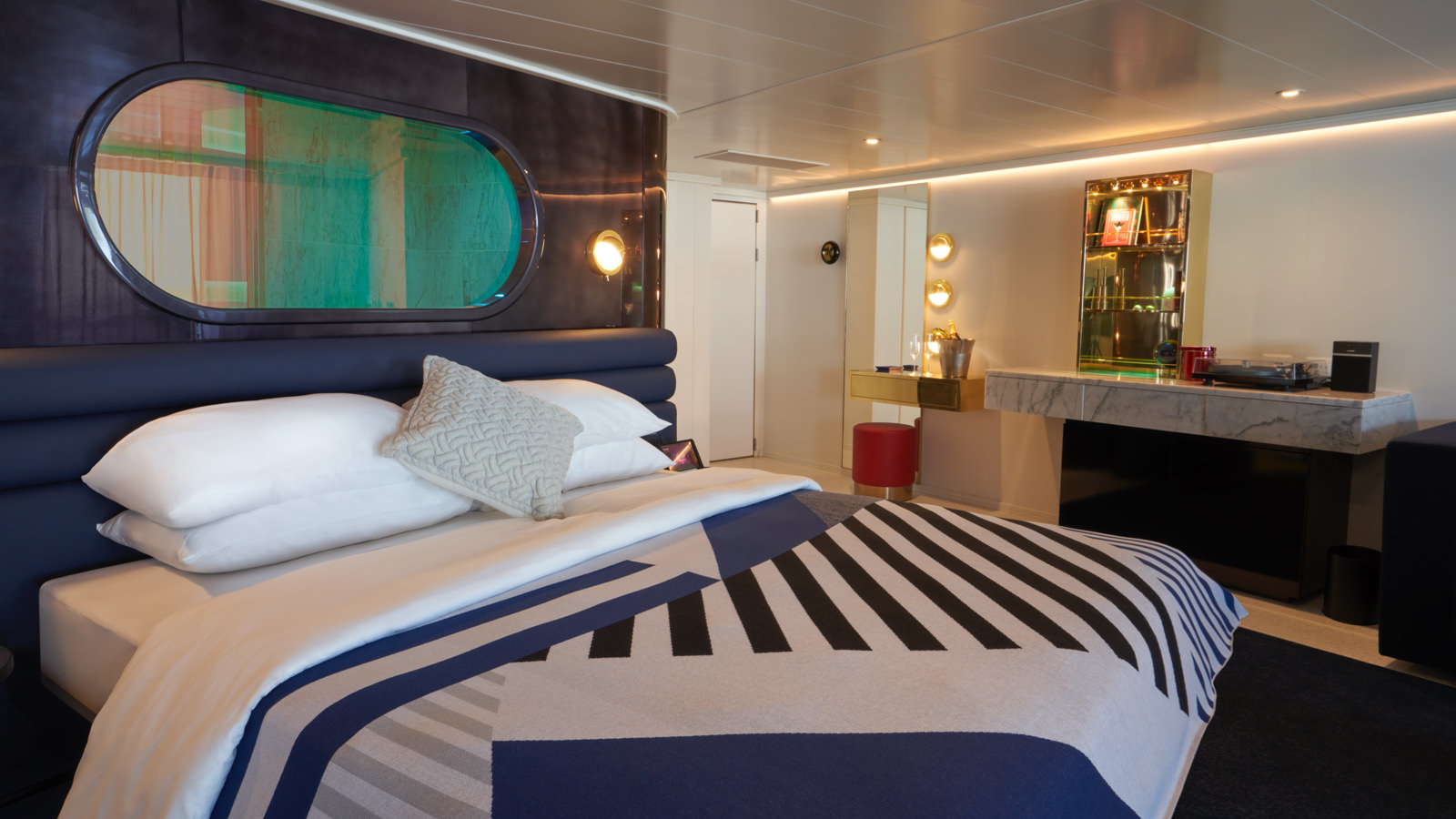 Brilliant Suite cabin