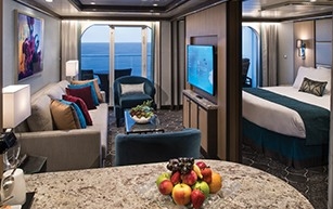 Crown Loft Suite with Balcony cabin