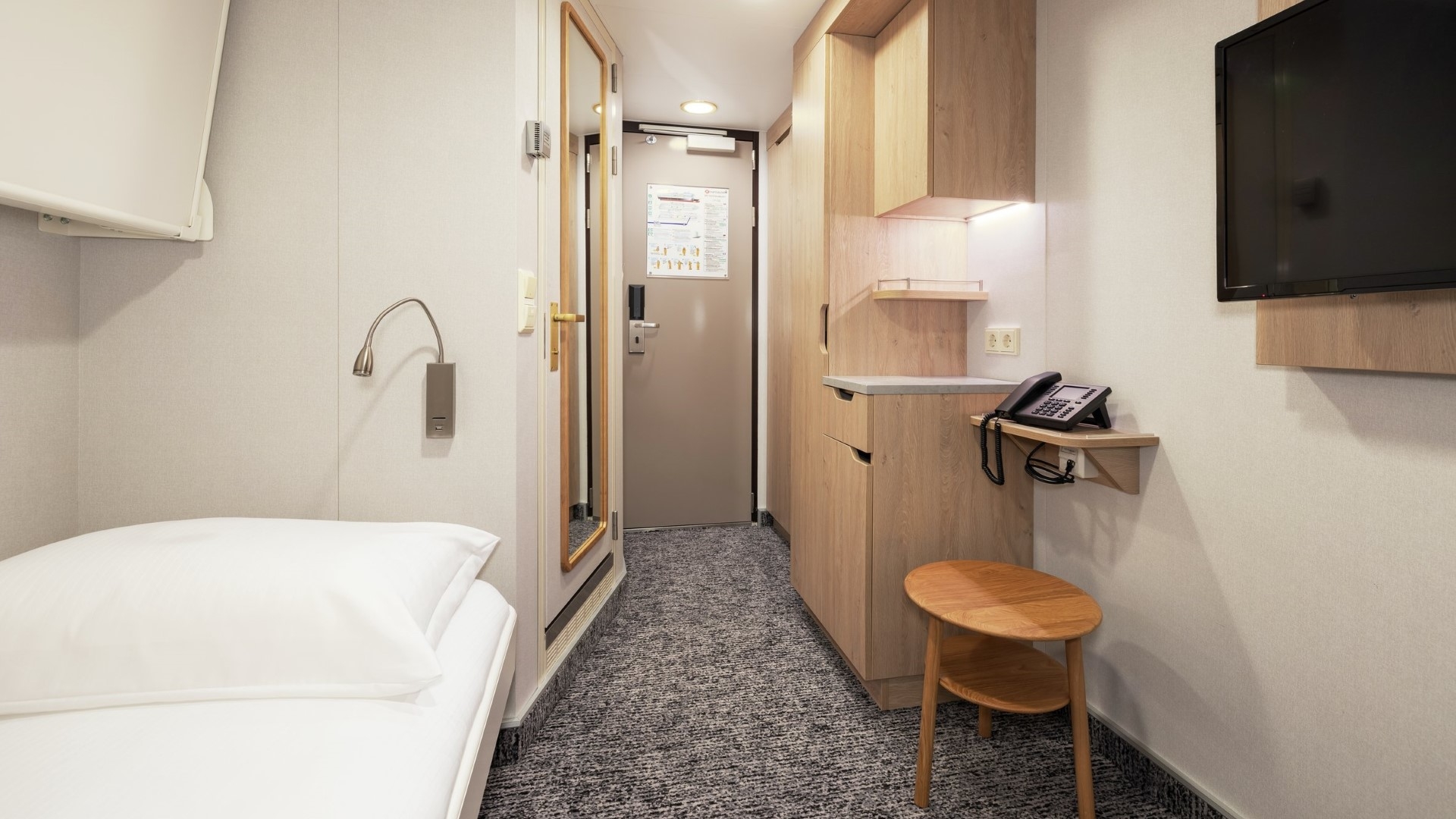 Inside I2 cabin