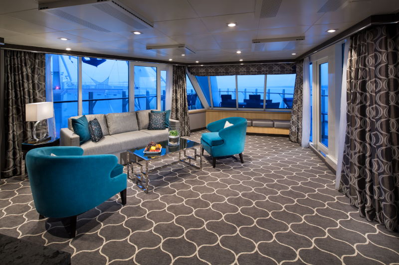 Spacious AquaTheater Suite Large Balcony - 2 Bedroom cabin