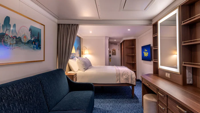 Deluxe Family Oceanview Stateroom cabin