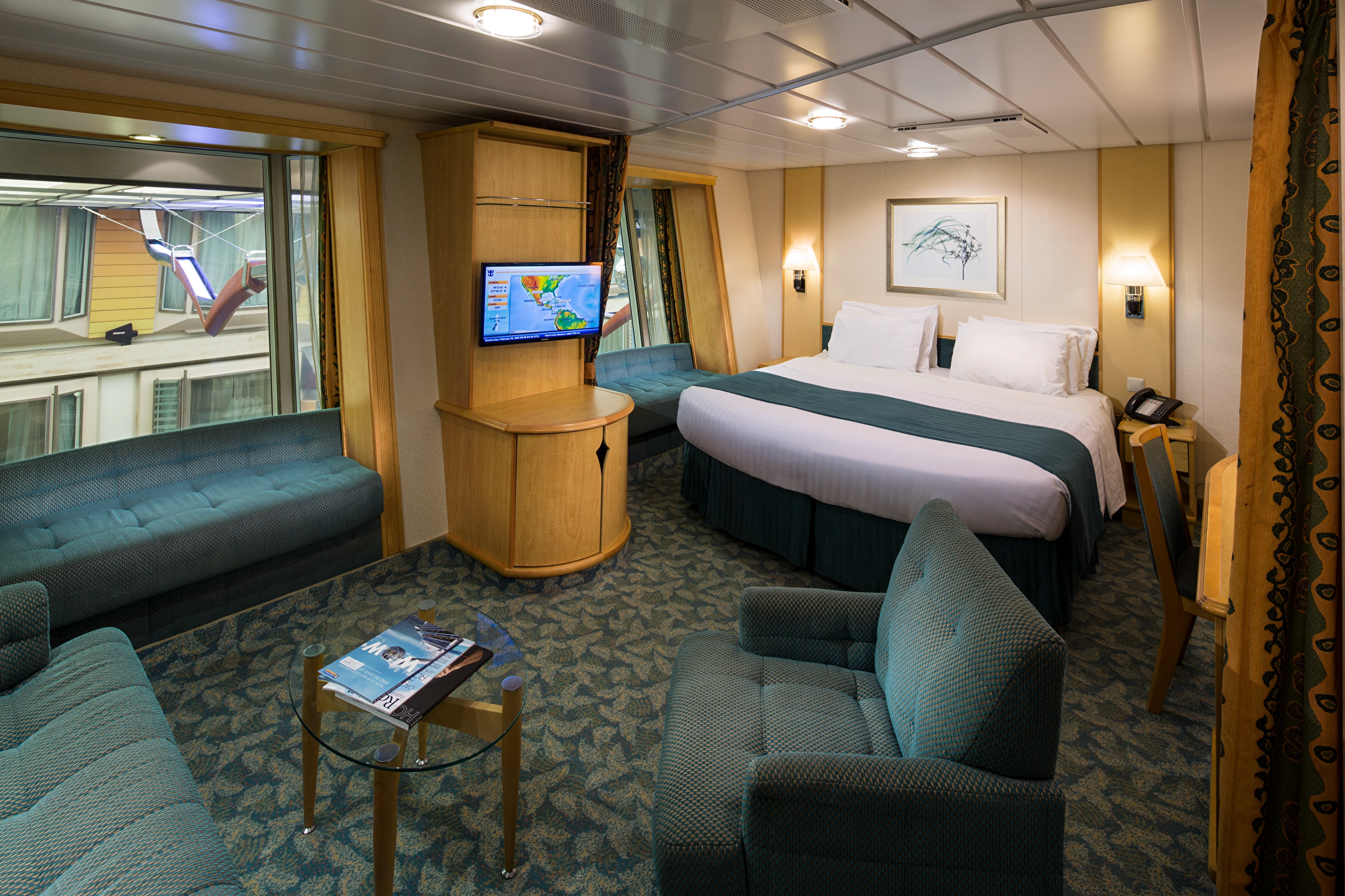 Inside 1Q cabin