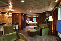 Aft-Facing Club Balcony Suite cabin