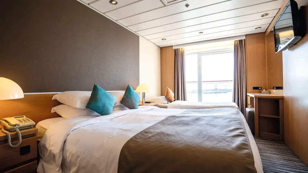 Balcony cabin