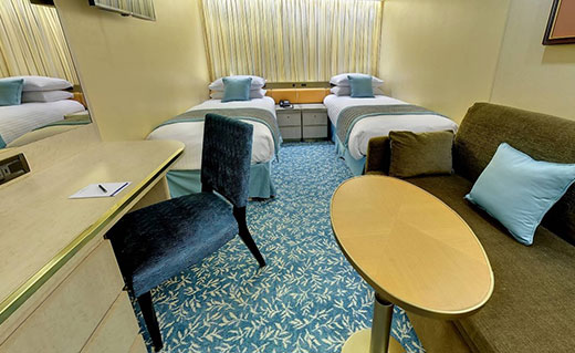 Inside G cabin