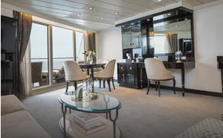 Deluxe Suite cabin