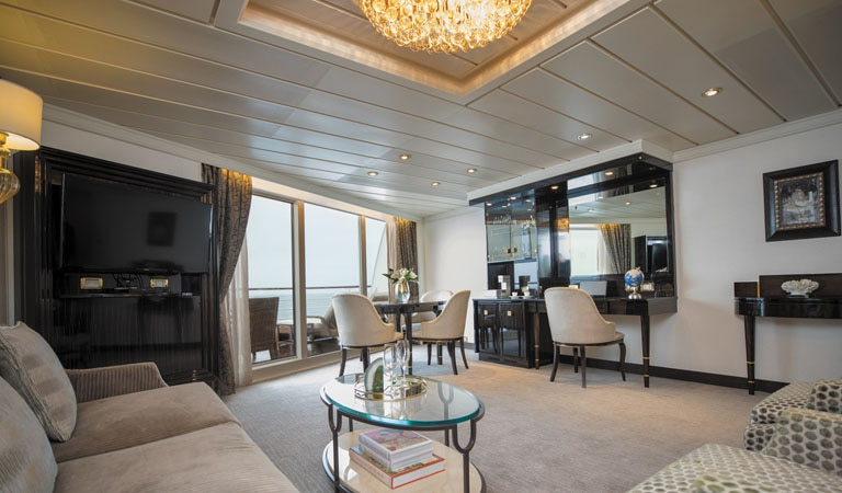 Deluxe Suite cabin