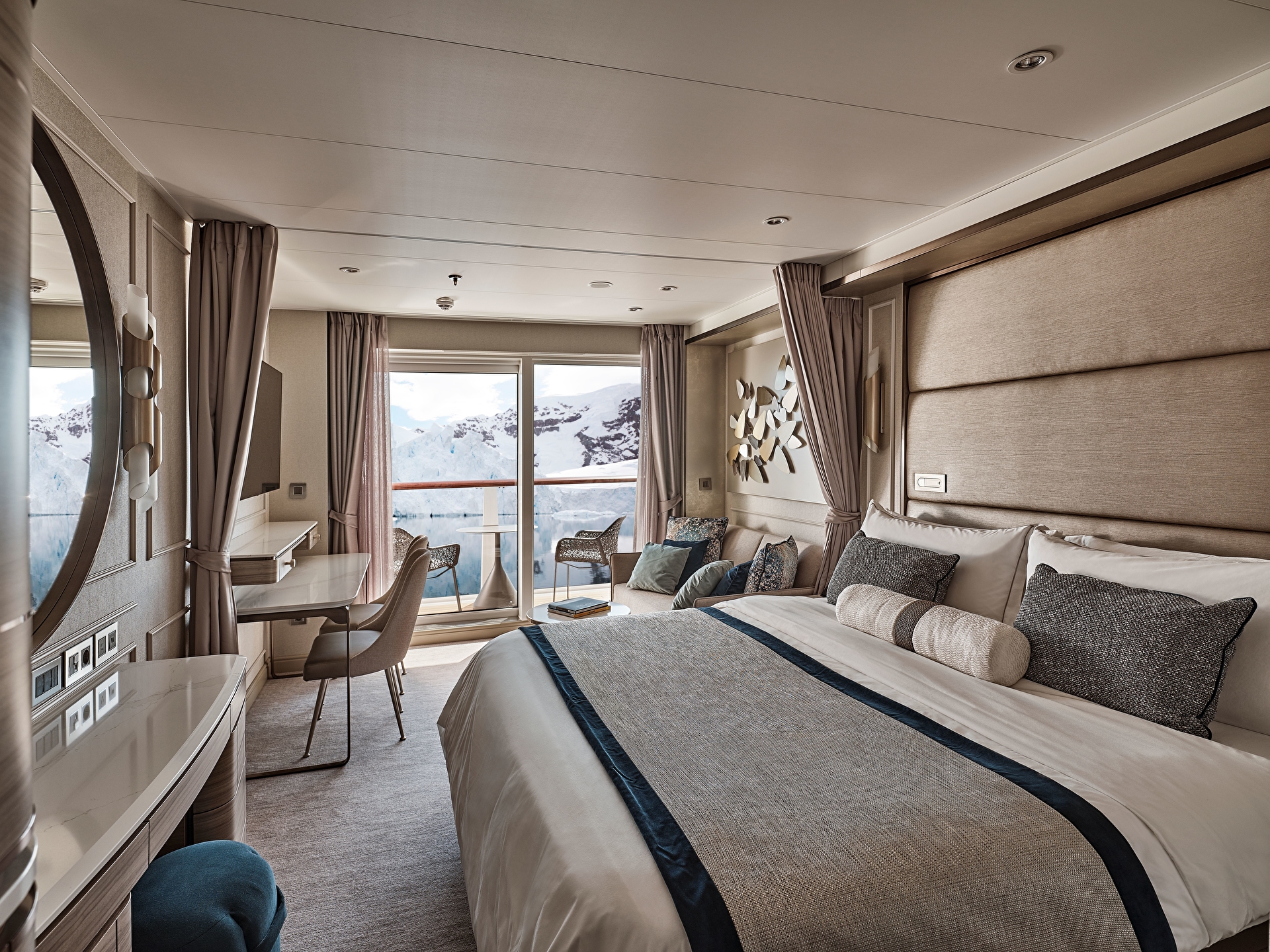 Premium Veranda Suite cabin