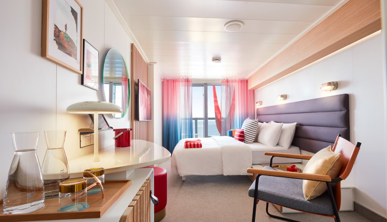 Balcony TR cabin