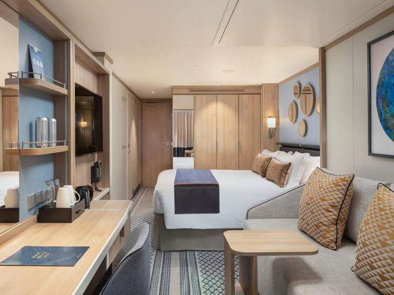 Balcony GE cabin