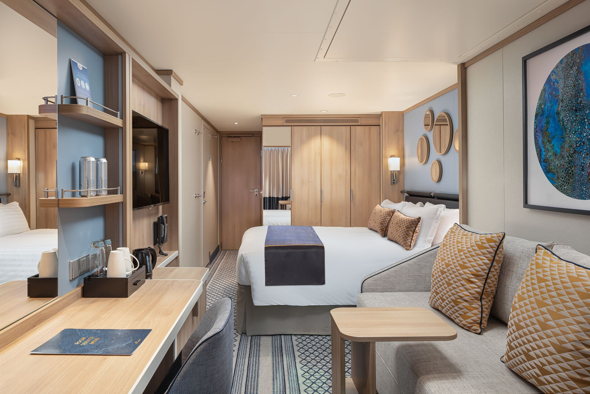 Balcony cabin