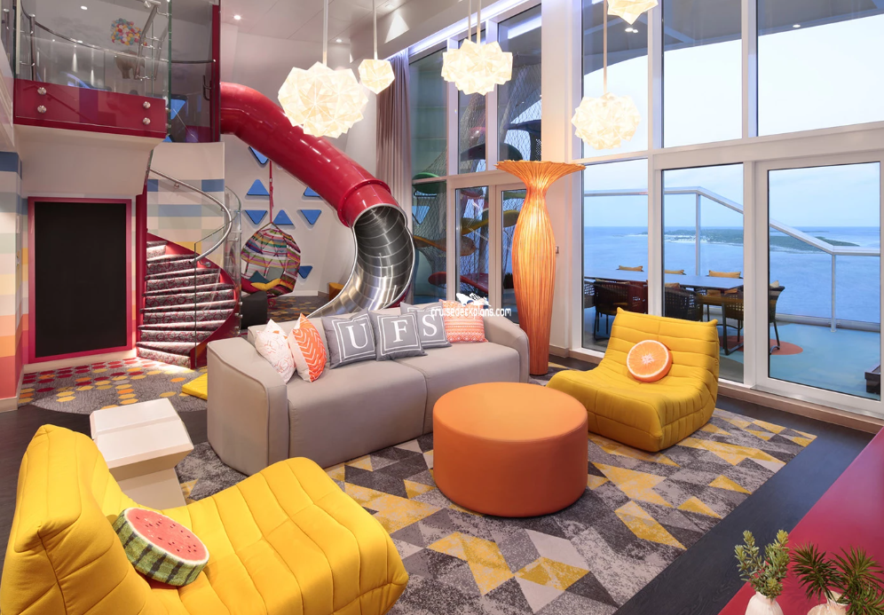 Crown Loft Suite cabin