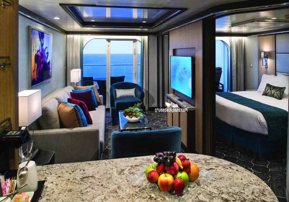 Crown Loft Suite cabin