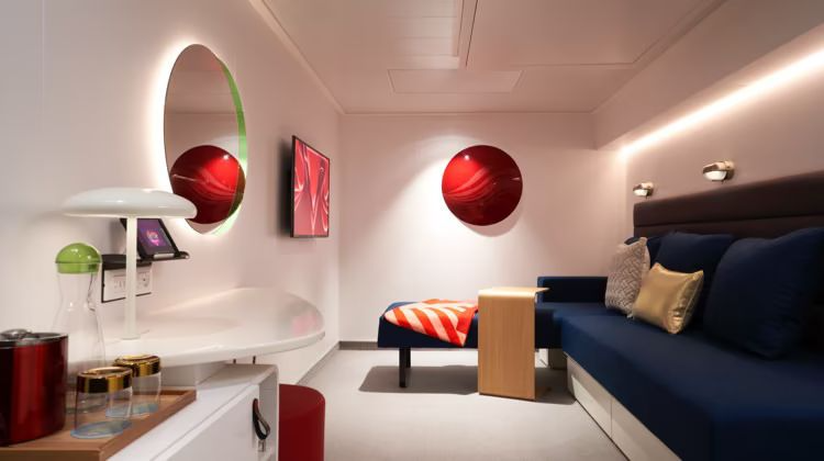 Inside I4 cabin