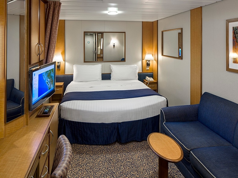 Inside 5V cabin