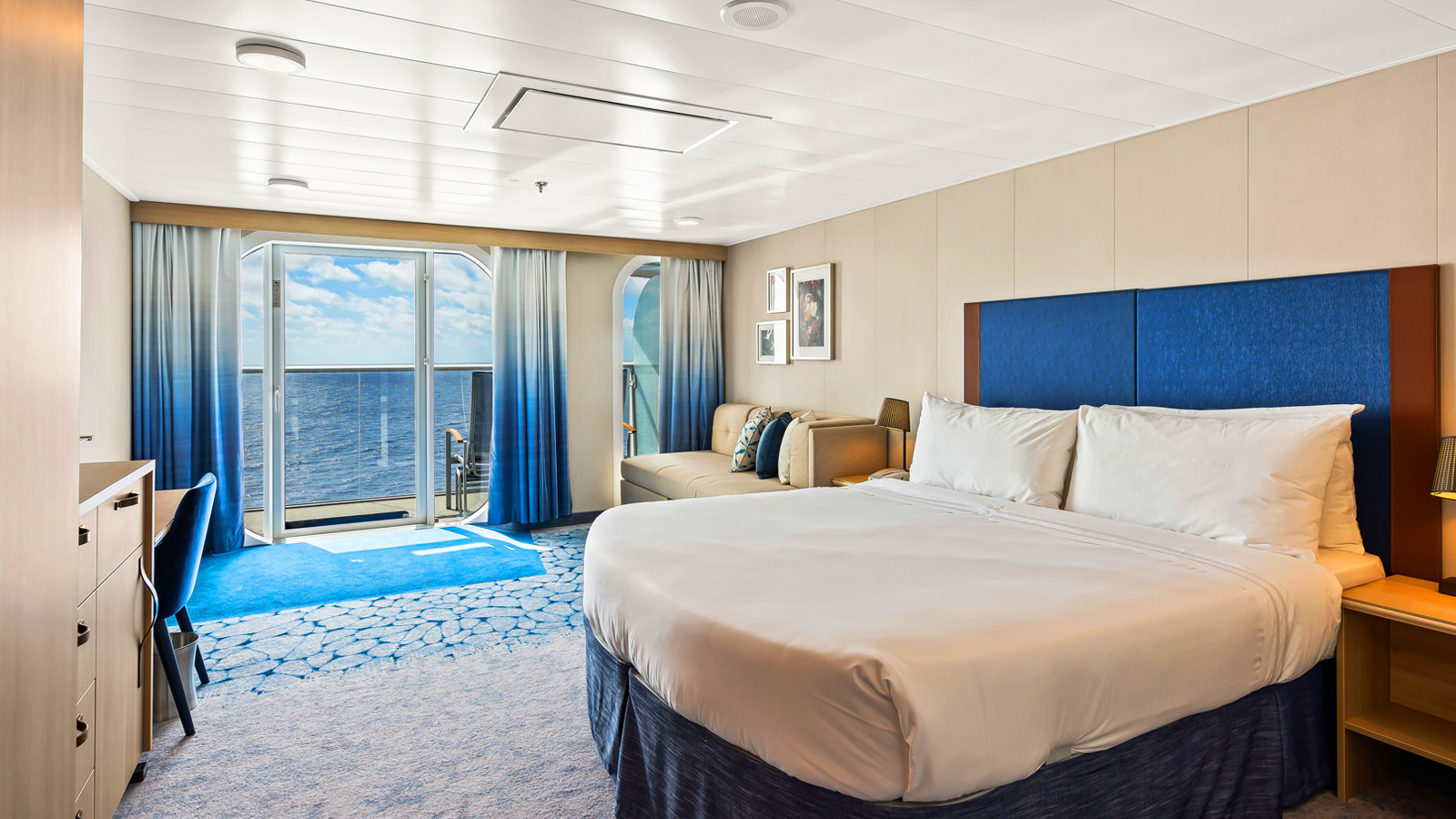 Balcony D2 cabin