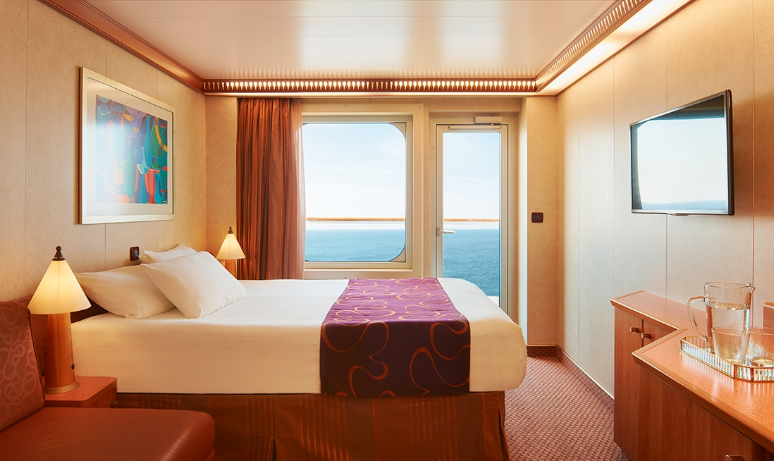 Balcony cabin