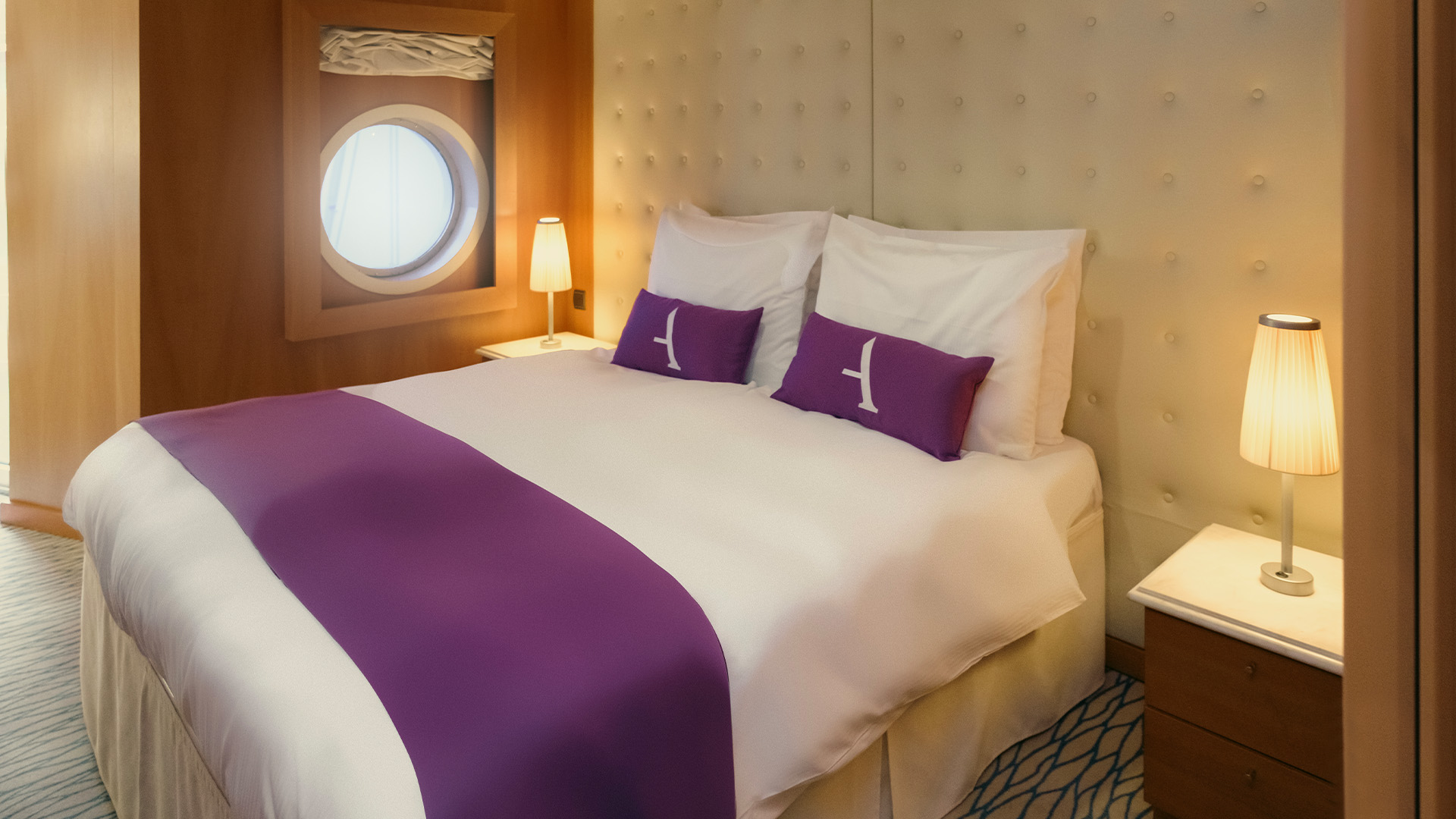 Suite (Forward - Deck 10) cabin