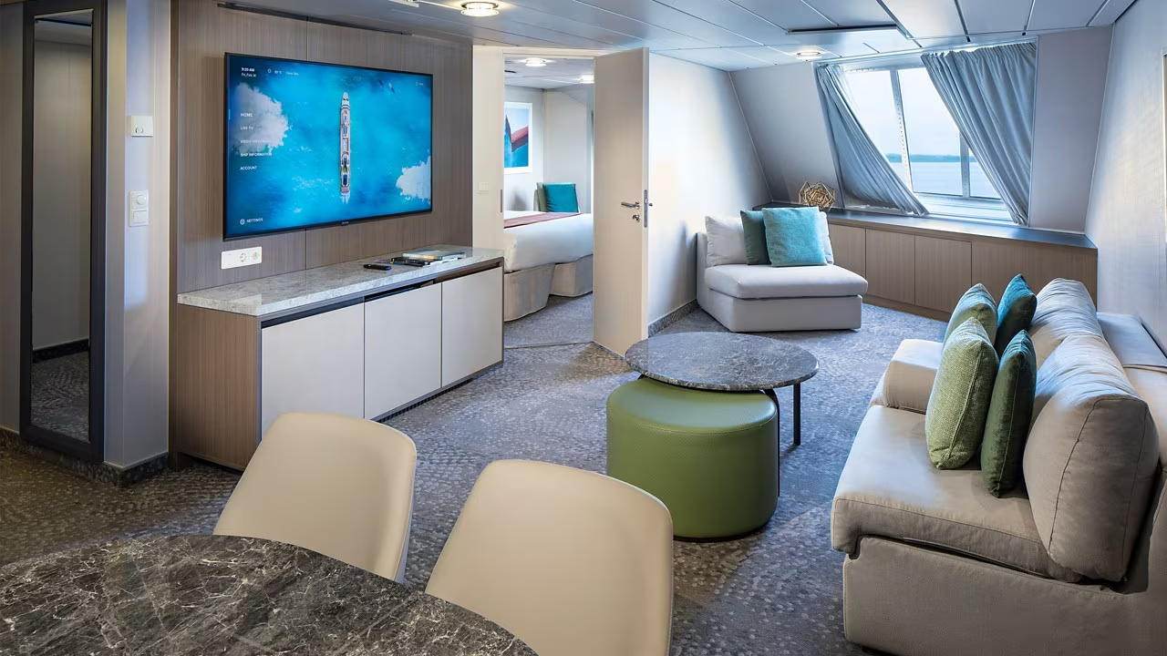 Horizon Suite cabin