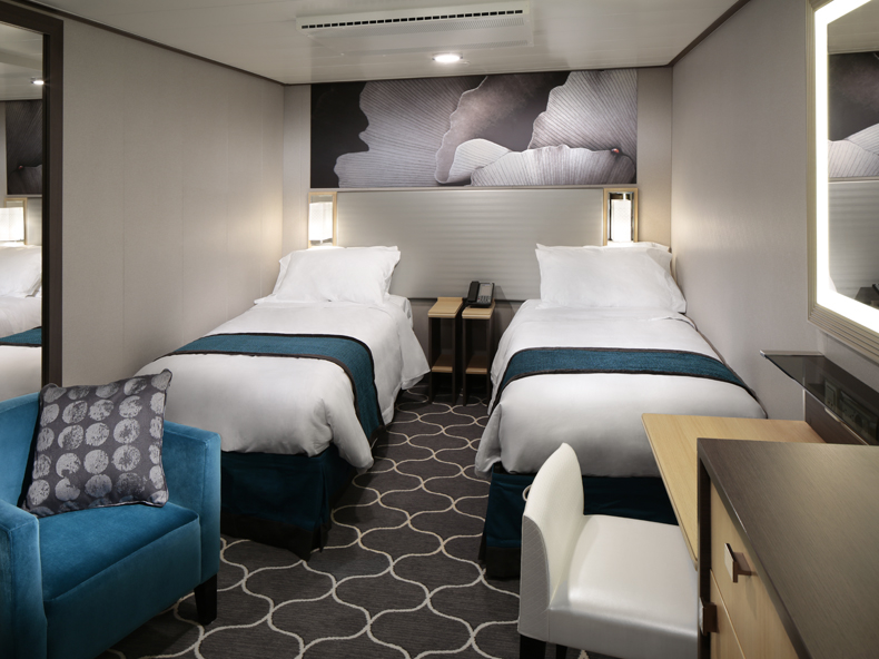 Inside 1R cabin