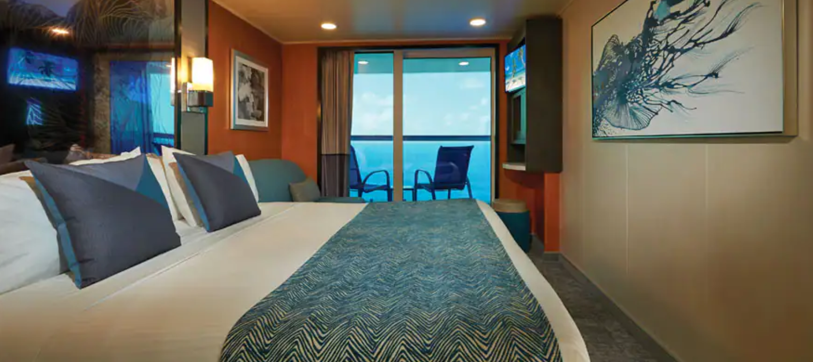 Aft-Facing Balcony cabin