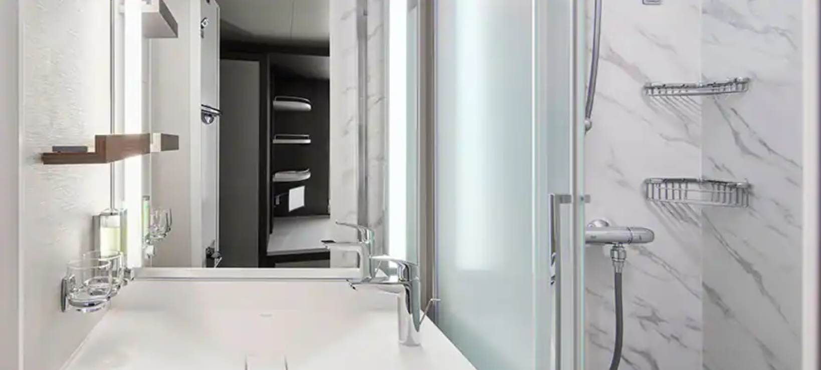 Aft-Facing Balcony cabin
