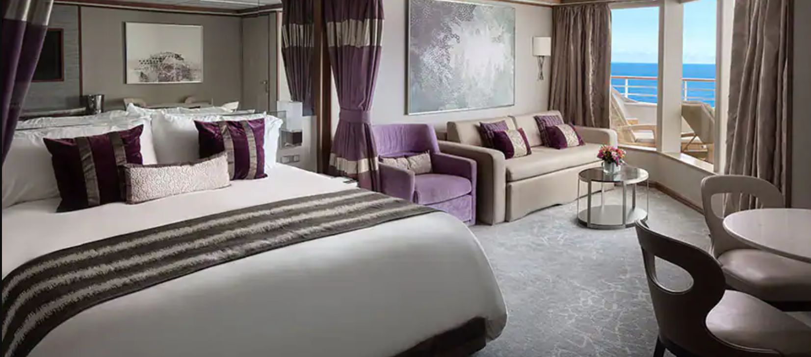 Aft-Facing Club Balcony Suite cabin