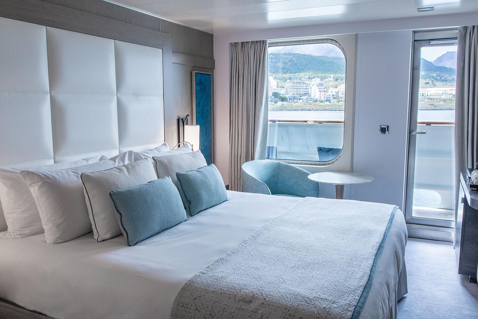 Balcony 1 cabin