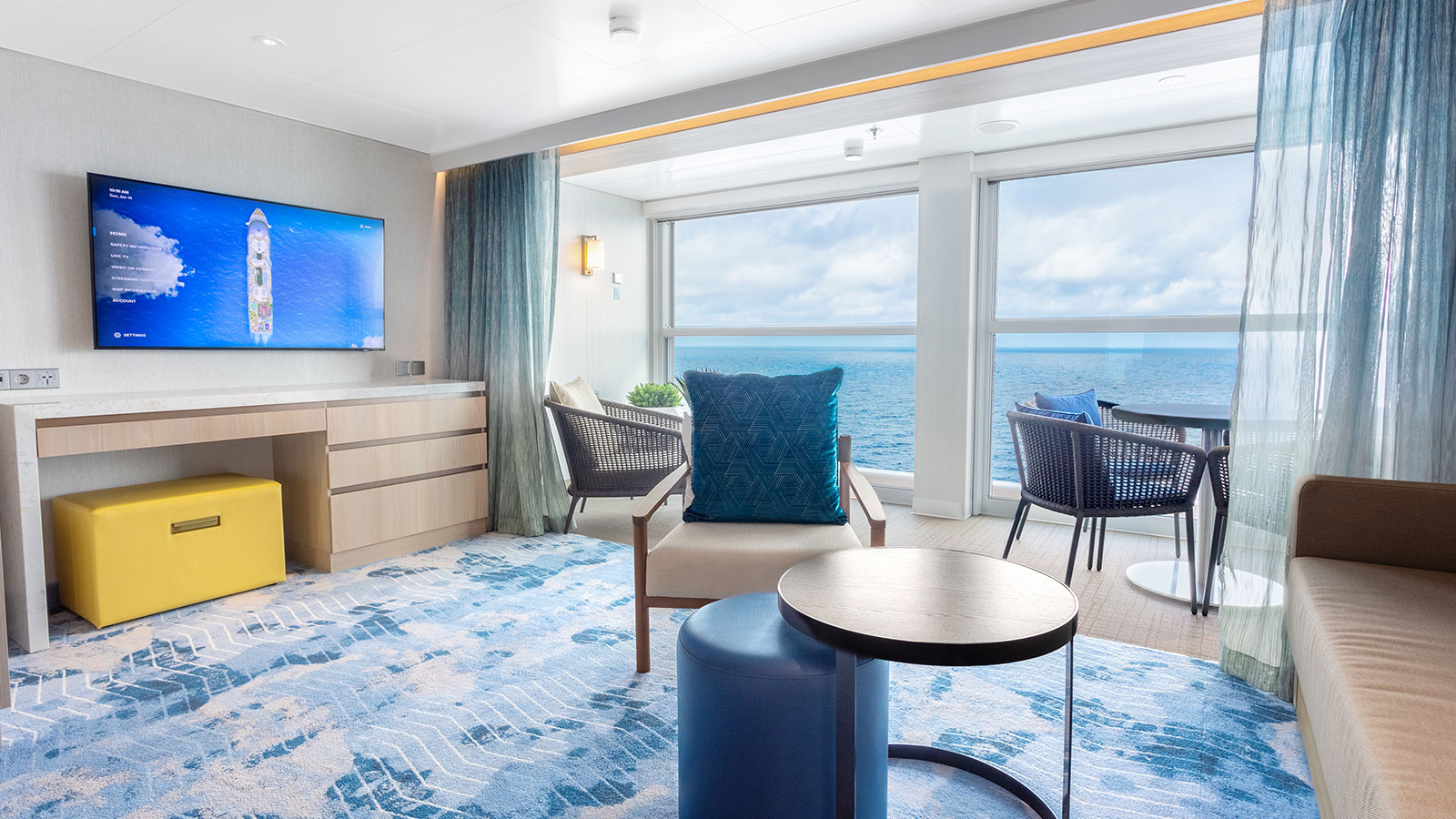 Balcony D1 cabin