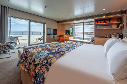 Yacht Suite