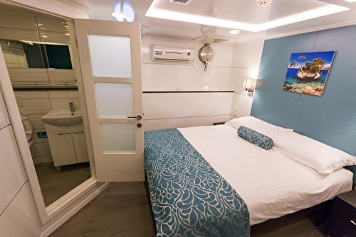 Outside Cabin - Lower Deck