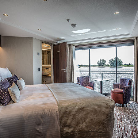 Diamond Deck (Upper) - Stern Superior Suite