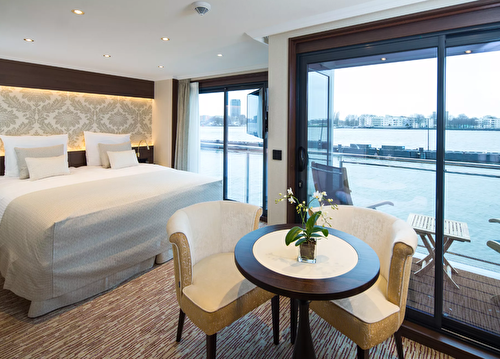 Deluxe Balcony Suite - Diamond Deck