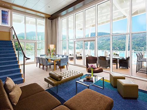 Royal Loft Suite with Balcony