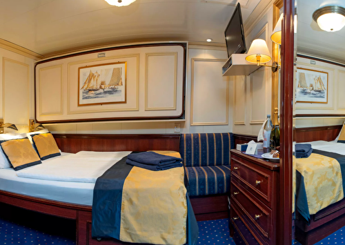 Category 6 - Clipper Deck