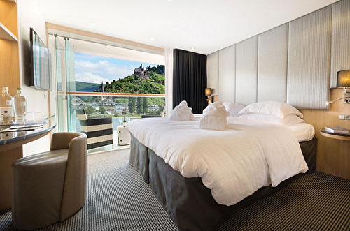 Single Balcony Suite