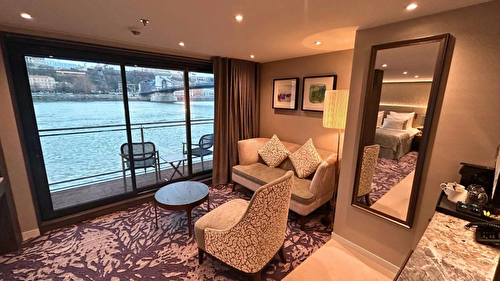 Diamond Deck (Upper) - Grand Balcony Suite