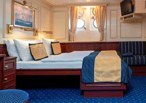 Category 2 - Clipper Deck