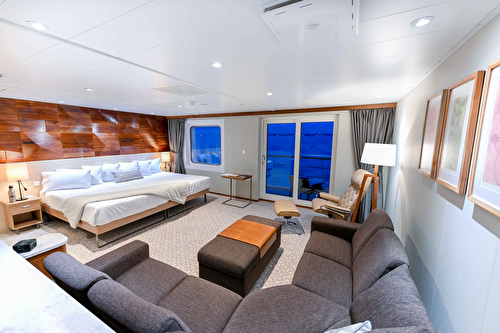 Bridge Deck Balcony Suite