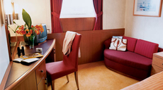 Deluxe Stateroom (XD) Deluxe Stateroom (XD)