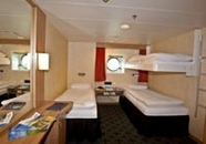 Triple/Twin with two lower berths - Porthole - 1