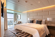 Deluxe Veranda Suite 