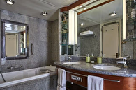 Classic Veranda Suite