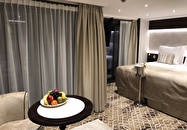 Deluxe Balcony Suite