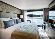 Ruby Deck Stern Cabin